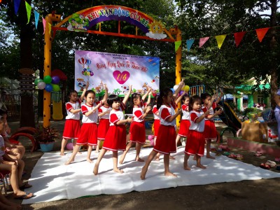 Trường mầm non Sơn Ca tổ chức Quốc tế thiếu nhi 1.6 cho trẻ